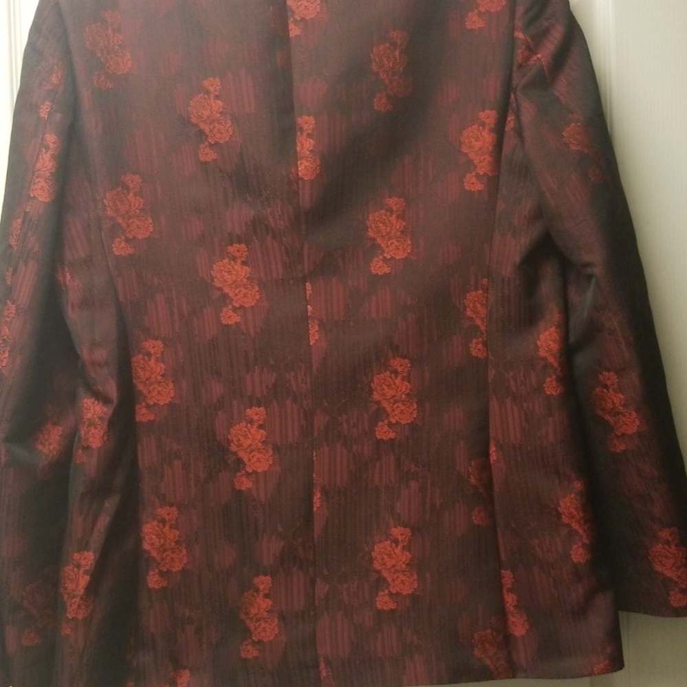 Slim Fit Blazer - Picture 2 of 3